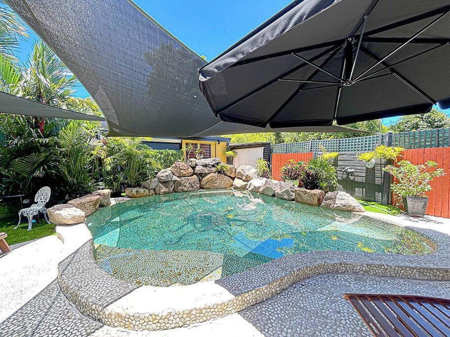Oasis, In Leafy Whitfield. Villa Edge Hill Exterior photo