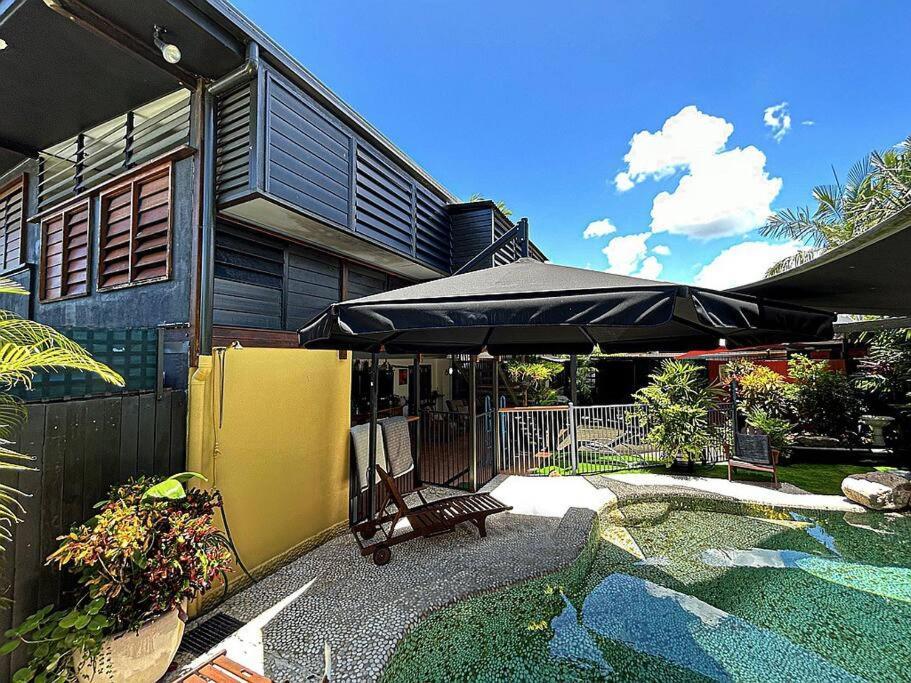 Oasis, In Leafy Whitfield. Villa Edge Hill Exterior photo